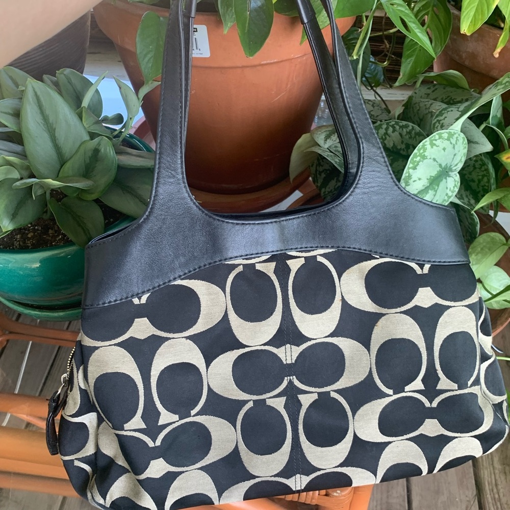 Coach Purse monogram - Picture 3 of 4